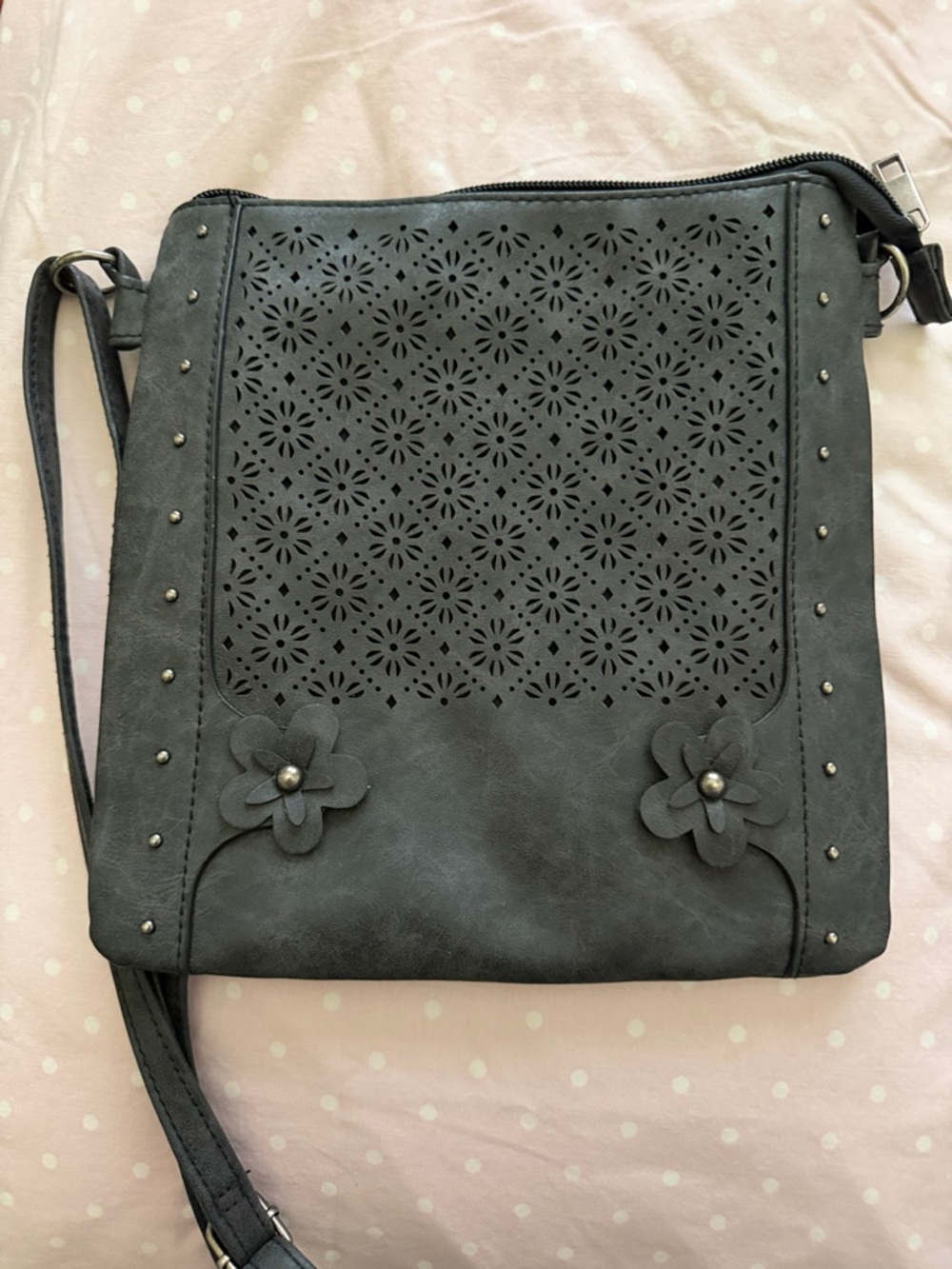 Women’s Floral Laser-Cut Crossbody Bag - Dk Grey